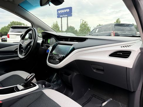 Used 2020 Chevrolet Bolt LT FWD image 24