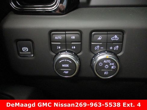 New 2026 GMC Sierra 1500 AT4 w/ AT4 Premium Package image 25