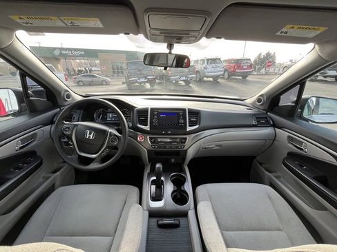 Used 2017 Honda Pilot LX image 34