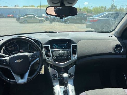 Used 2012 Chevrolet Cruze LT w/ All-Star Edition FWD image 19