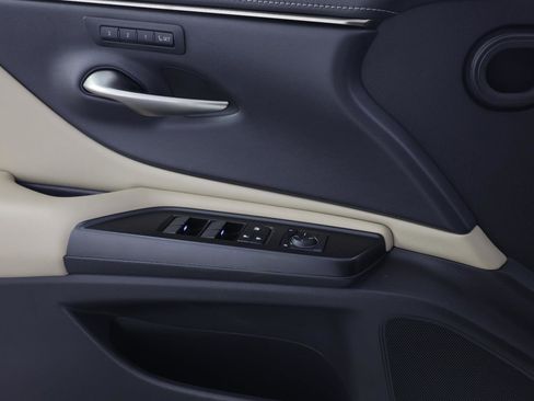 Used 2019 Lexus ES 350 w/ Premium Package image 22