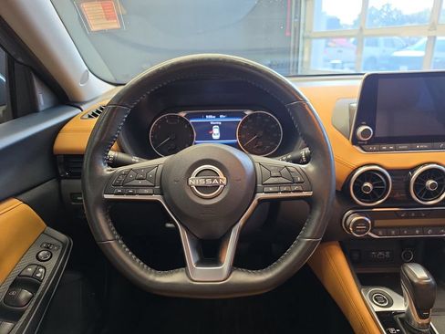 Used 2024 Nissan Sentra SV w/ SV Premium Package FWD image 21