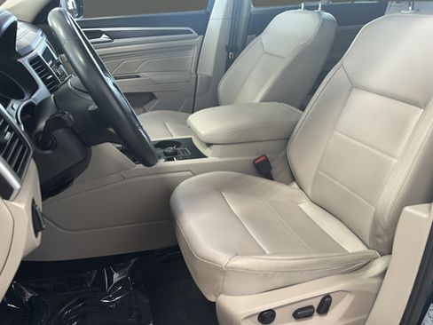 Used 2021 Volkswagen Atlas SE AWD/4WD image 9