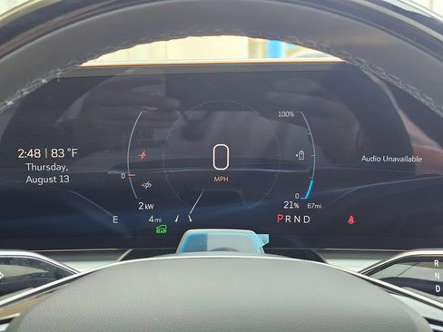 New 2026 Cadillac Lyriq Luxury AWD/4WD image 27