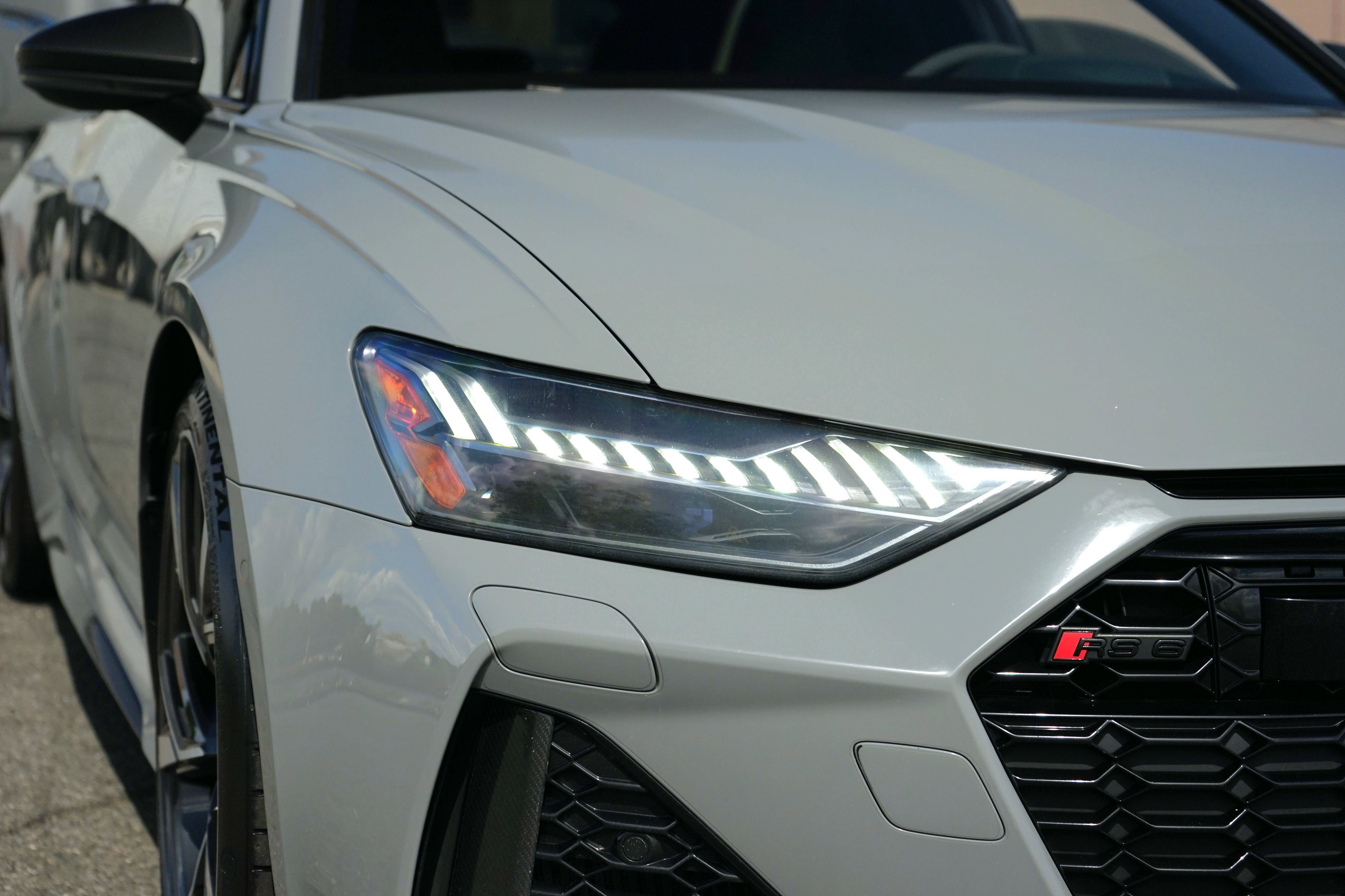 Used 2022 Audi RS 6 AWD/4WD image 6