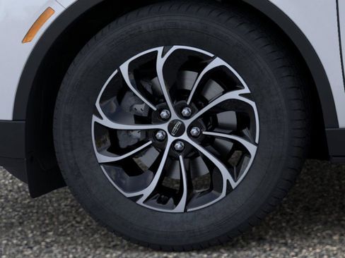 New 2026 Lincoln Nautilus Premier w/ Equipment Group 102A image 19