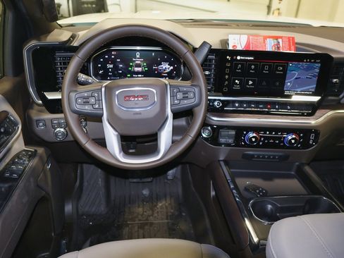 New 2026 GMC Sierra 3500 SLT w/ SLT Premium Package image 11