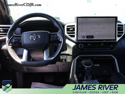 Used 2023 Toyota Tundra Platinum AWD/4WD image 18