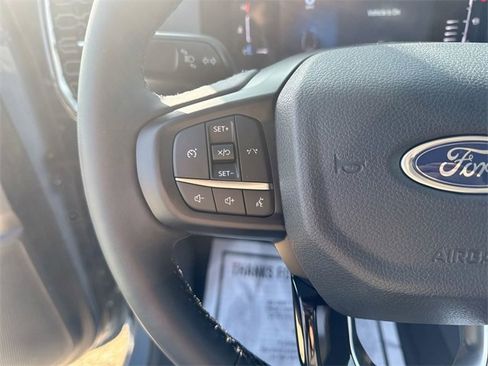 Certified 2025 Ford Ranger XLT w/ Chrome Accent Package image 32