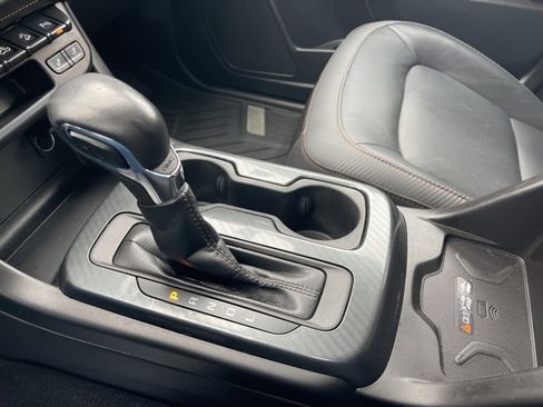 Used 2022 GMC Canyon AT4 image 29