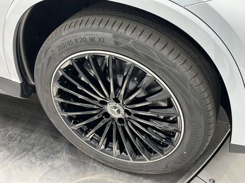 New 2026 Mercedes-Benz GLC 300 image 15