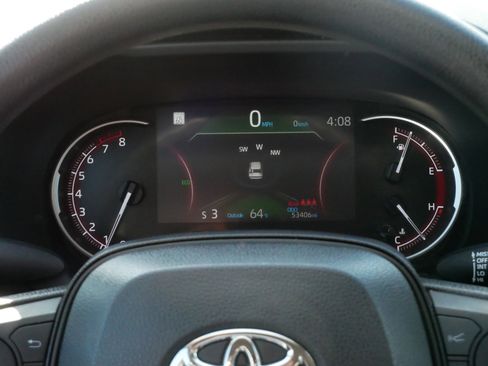 Used 2024 Toyota RAV4 XLE image 21