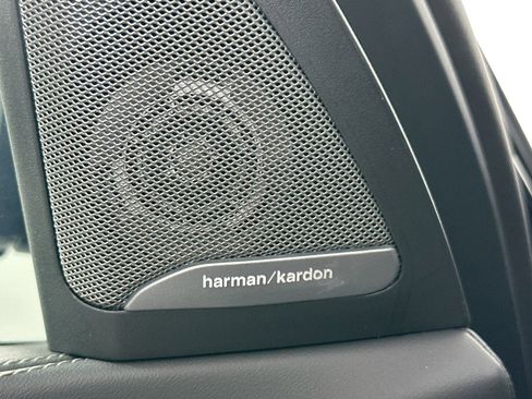 New 2026 BMW X5 xDrive40i w/ M Sport Package image 18