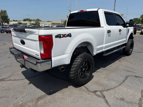 Used 2018 Ford F250 XLT AWD/4WD image 3