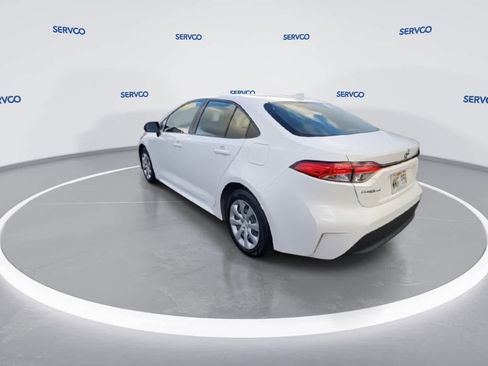 Used 2024 Toyota Corolla LE image 7