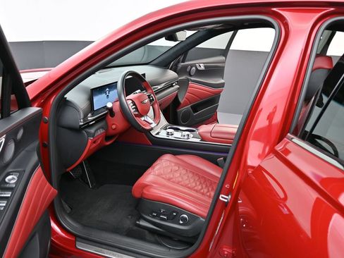 Used 2025 Genesis GV80 3.5T e-SC image 12