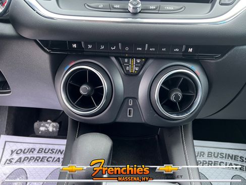 Used 2023 Chevrolet Blazer LT w/ Driver Confidence Package AWD/4WD image 17