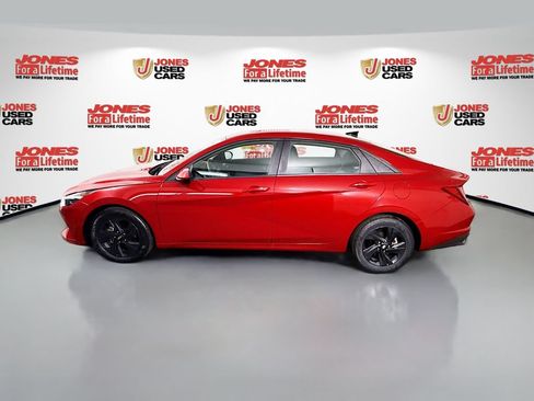 Certified 2023 Hyundai Elantra SEL w/ Cargo Package FWD image 13