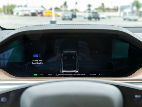 Used 2022 Tesla Model X AWD/4WD image 18