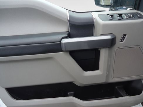 Used 2022 Ford F250 XLT w/ XLT Value Package image 24