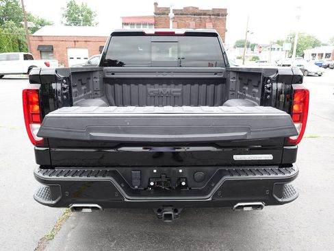 Used 2024 GMC Sierra 1500 Elevation w/ Elevation Premium Package AWD/4WD image 28