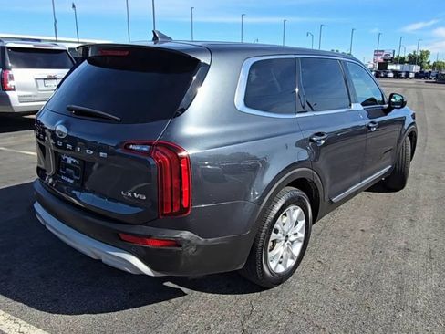 Used 2020 Kia Telluride LX FWD image 9