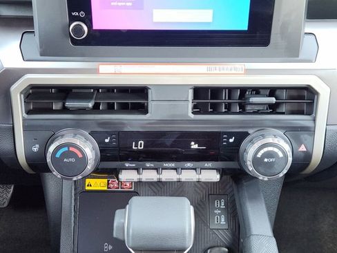 Certified 2025 Toyota Tacoma SR5 image 15