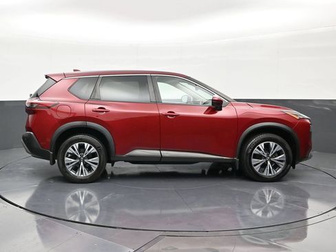 Used 2022 Nissan Rogue SV FWD image 6