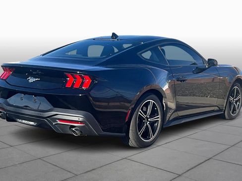 Used 2025 Ford Mustang Coupe image 11
