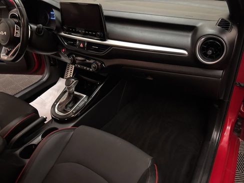 Used 2022 Kia Forte GT image 22