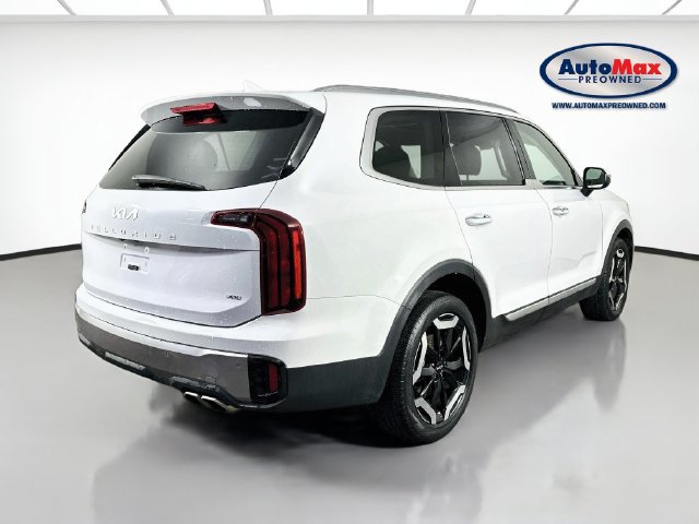Used 2025 Kia Telluride S AWD/4WD image 2