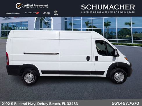 Used 2025 RAM ProMaster 2500 w/ Convenience Group FWD image 8