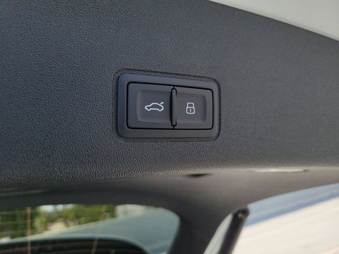 New 2026 Audi Q3 quattro 2.0T AWD/4WD image 31