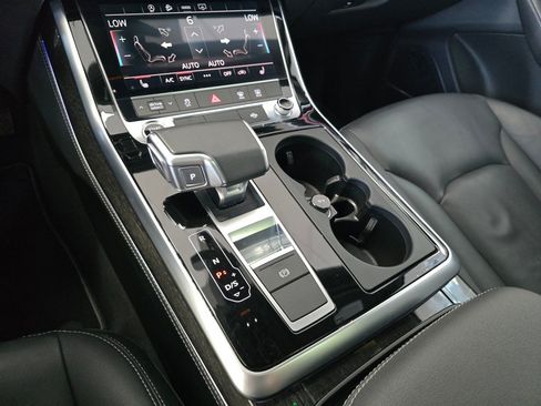 Used 2025 Audi Q7 3.0T Premium Plus AWD/4WD image 30