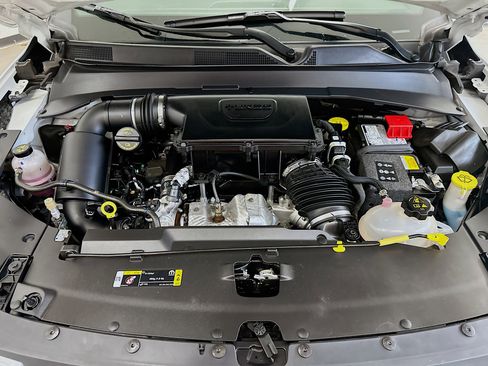 Used 2025 Jeep Compass Latitude image 33