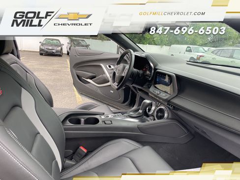 Used 2022 Chevrolet Camaro SS RWD image 27