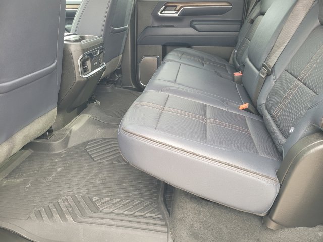 Certified 2024 Chevrolet Silverado 2500 High Country w/ High Country Premium Package AWD/4WD image 11