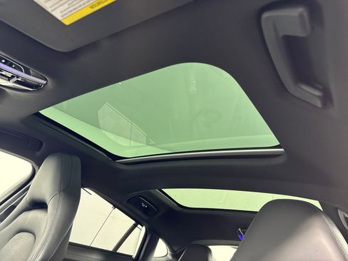 Certified 2022 Porsche Panamera 4S w/ Premium Package image 16