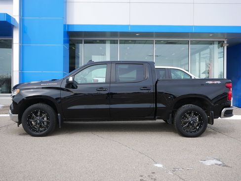 Used 2023 Chevrolet Silverado 1500 LT w/ LPO, Liner Protection Package image 5