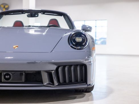 Used 2026 Porsche 911 GTS image 19