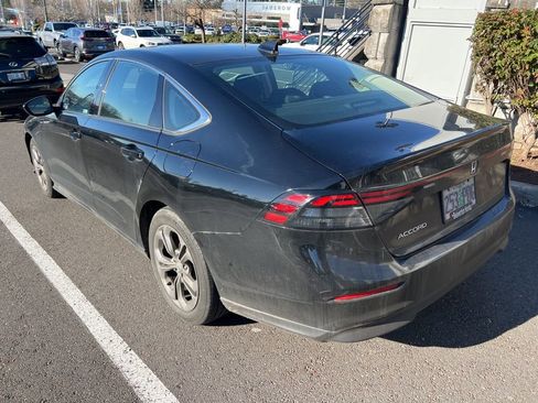 Used 2023 Honda Accord EX image 7