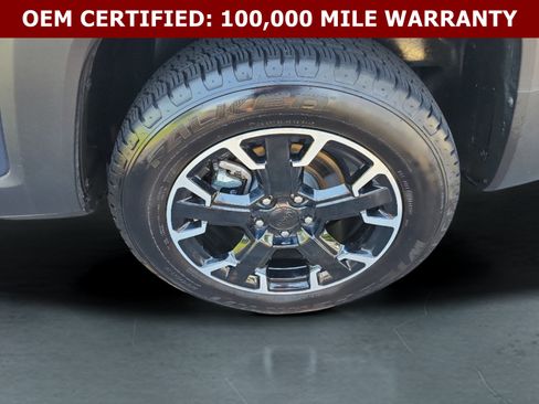 Used 2023 Jeep Renegade Trailhawk w/ Sun/Sound Group AWD/4WD image 10