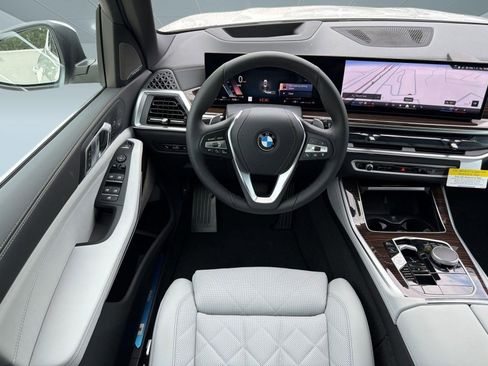 New 2026 BMW X5 sDrive40i w/ Climate Comfort Package RWD image 28