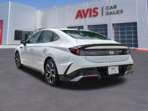 Used 2025 Hyundai Sonata SEL FWD image 10