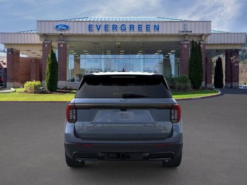 New 2026 Ford Explorer ST-Line w/ ST-Line Street Pack image 5