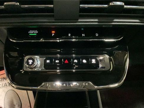 Used 2025 Lincoln Corsair Reserve w/ Equipment Group 202A image 43