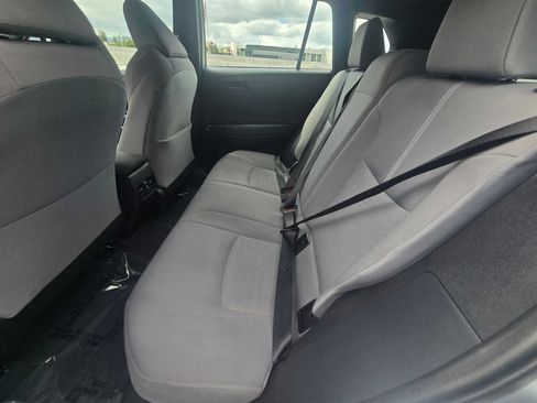 Used 2025 Toyota Corolla Cross AWD Hybrid image 16