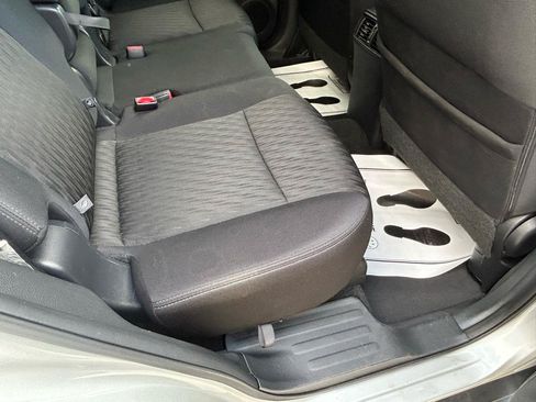 Used 2017 Nissan Rogue S w/ S Family Package AWD/4WD image 11