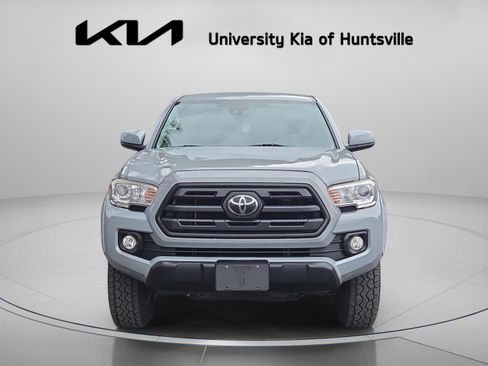 Used 2019 Toyota Tacoma SR5 image 2