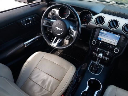 Used 2018 Ford Mustang Premium RWD image 20